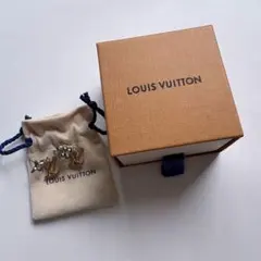 【LOUIS VUITTON】LVロゴピアスのサムネイル