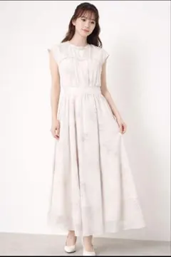 noela 花柄ワンピース