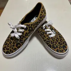 VANS オーセンティック レオパード柄 スニーカーのサムネイル