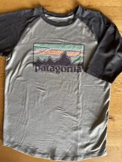 patagonia kids XL 14 ラグランスリーブ Tシャツ