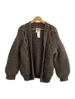 ケーブル編み ニットカーディガン