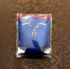 【未開封】オリジナルストラップ付缶ホルダー　2026サッカー日本代表ユニフォームのサムネイル