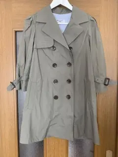 【新品未使用タグ付✨】ナチュラルビューティー トレンチコート カーキ