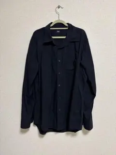 ユニクロ　メンズ　ワイシャツ　ブラック