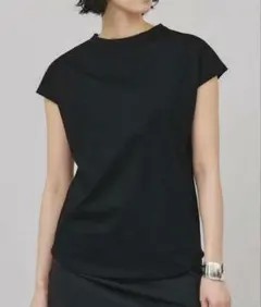 【美品】Curensology フレンチスリーブ Tシャツ