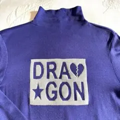 ★美品★【ダンスウィズドラゴン】キラキラロゴ入りタートルネック　紫　サイズＭ