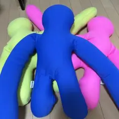 MOGU 人型クッション