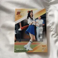 鈴木愛理 BBMFUSION2025 始球式カード シークレット きつねダンス