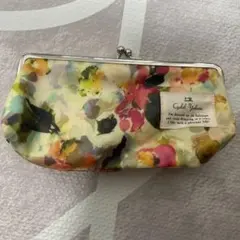 フラワープリントがま口ポーチ