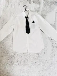 【1度使用のみ】ネクタイ・チーフ付きフォーマル長袖シャツ　160