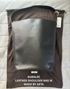 オーラリー レザーショルダーバッグ 黒 Mサイズ 2026AW 新品 - メルカリ