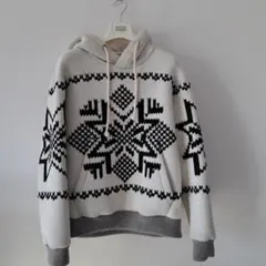 Maison Margiela 雪の結晶柄 フード付きニットのサムネイル