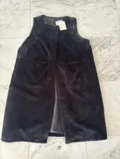 黒 フェイクファー ベスト