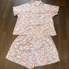 花柄UNIQLOパジャマ