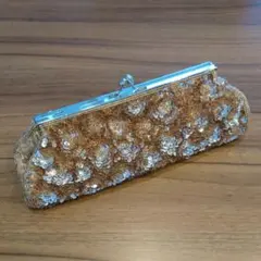 LUCAスパンコールクラッチバッグ