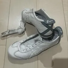 Onitsuka Tiger Mexico 66 アイボリー　グレー　24