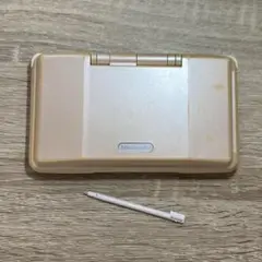 【正規品】Nintendo　ニンテンドーDS　本体　ピュアホワイト