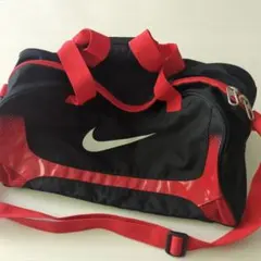Nike ショルダーバッグ 黒/赤　スイムバッグ