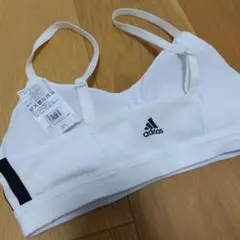 adidas ホワイト ブラトップ フィットネス