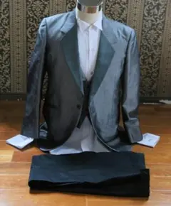 Item thumbnail for item eccf8412-db44-4a0c-be84-03279788fd0f