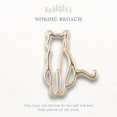 Nordic broach 北欧風 ブローチ ねこちゃん フレーム ゴールド