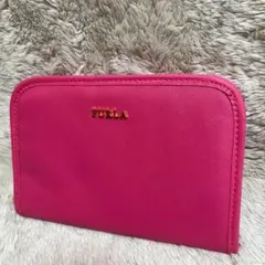 FURLA ラウンドジップ　マルチケース　ピンクのサムネイル