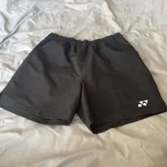 ヨネックス 黒 ショートパンツ