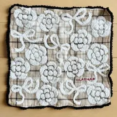 【値下げ】CLATHAS カメリア柄 タオルハンカチ ベージュのサムネイル