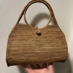 Item thumbnail for item 81f6bb78-4d7e-48bb-b8d0-a2ecfb10c3c4