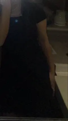 黒ドレス