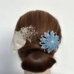 つまみ細工の髪飾り　二つダリアと小花と茉莉花　薄浅葱色 紅白＊髪飾りセット＊つまみ細工 | 四季saiku＊和モダンなつまみ細工の