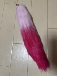 ピンクグラデーションファーチャーム