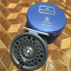 Item thumbnail for item 00a922fc-9cf6-40c0-93da-75baf60fe80c