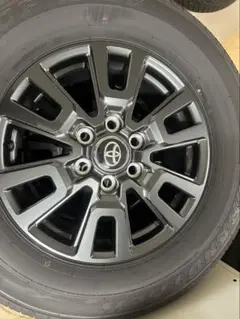トヨタ ランクル　純正 18インチ タイヤホイールセット　新車外しのサムネイル
