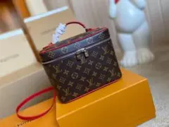 Louis Vuitton ショルダーバッグ 小型