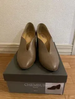 CHEMBUR パンプス