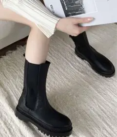 サイドゴア厚底トラックソールチェルシーブーツ