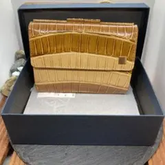 在庫セール中　新品 Guy Laroche ギラ ロッシュ 折りたたみがま口財布