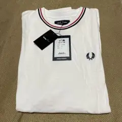 FRED PERRY ホワイト Tシャツ Lサイズ