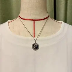 シルバーカラー メダル型 シンプル ネックレス