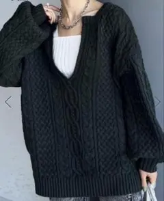 【美品】PAGEBOY　ケーブルニットVネットプルオーバー　ダークグリーン