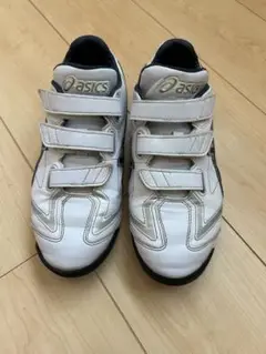 野球　トレーニングシューズ asics 25.5cm