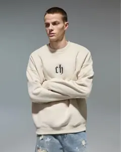 ベージュ ロゴ入り カジュアルスウェット