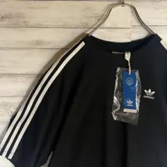 adidas 新品未使用　Tシャツ スリーストライプ　アディダス　トレフォイル