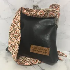 B059【美品】欧州航路★レザー がま口ハンドバッグ スカーフ付き 黒