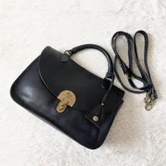 Herzレザー ネイビー　ハンドバッグ　プチボワット　Q-12 デジ数あり Herzレザー ネイビー ハンドバッグ プチボワット Q-12 デジ数あり