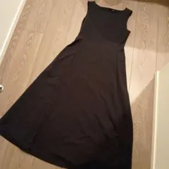 ユニクロ　ウルトラストレッチエアリズムワンピース 丈短め　xsサイズ