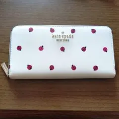 kate spade いちご ストロベリー ラウンドファスナー 長財布 ピンク