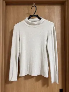 UNIQLO ストレッチコットンタートルネックTシャツ　M ベージュ