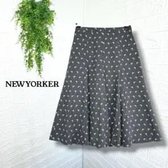 5754【NEWYORKER】フレアスカート 膝丈 総柄 グレー 64-91のサムネイル